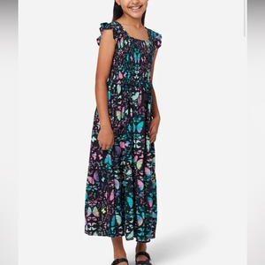 Patterned Smocked Maxi Dress in Black Size Small‎ 7/8